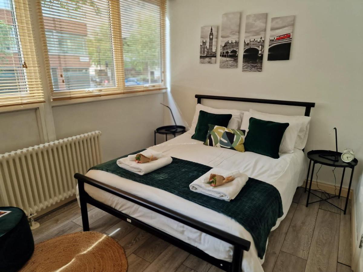 2 Bedrooms Flat In Great Location! Appartement *